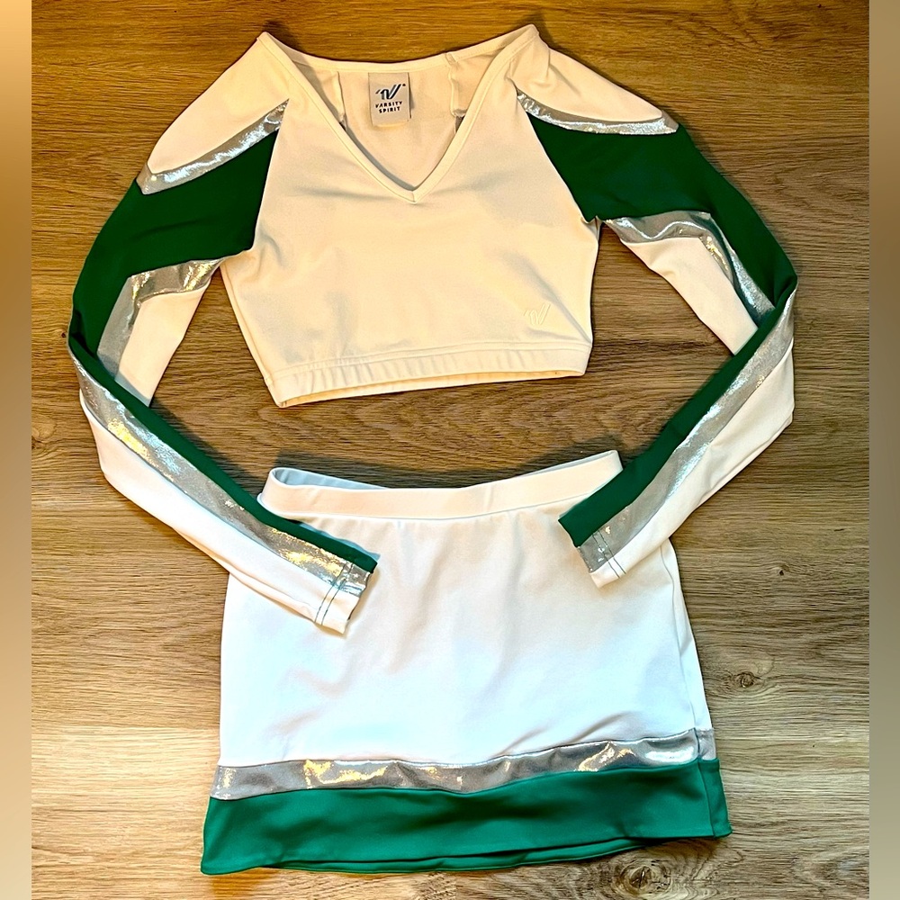 Cute Cheer Set, Spirit Wear or Dress-up, in Kelly Green & White